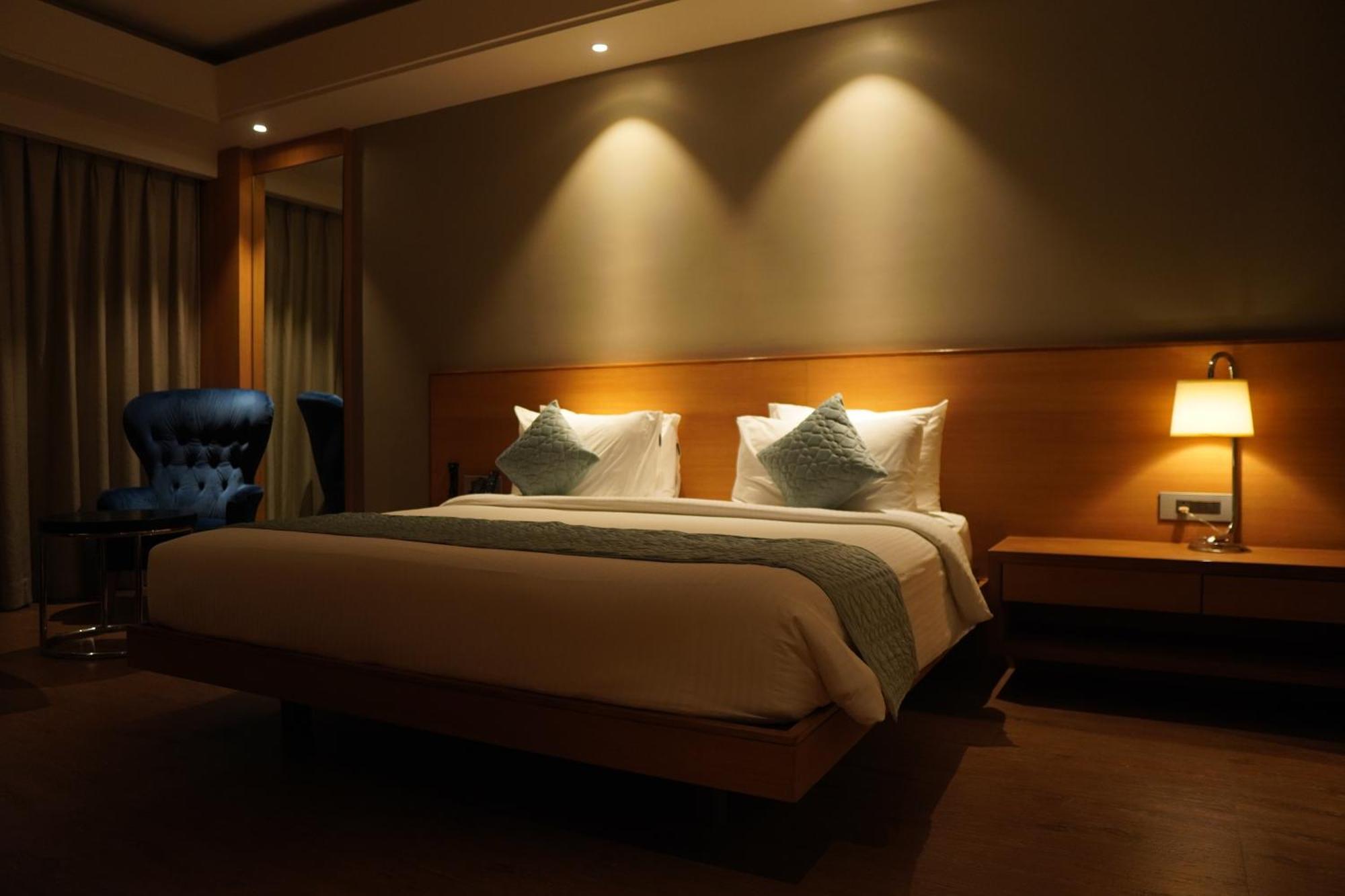 Kiranshree Grand Otel Guwahati Dış mekan fotoğraf
