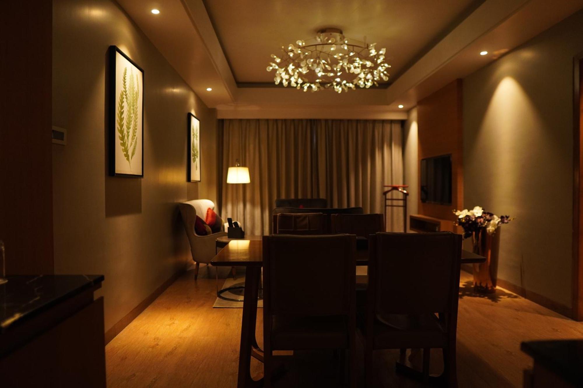 Kiranshree Grand Otel Guwahati Dış mekan fotoğraf