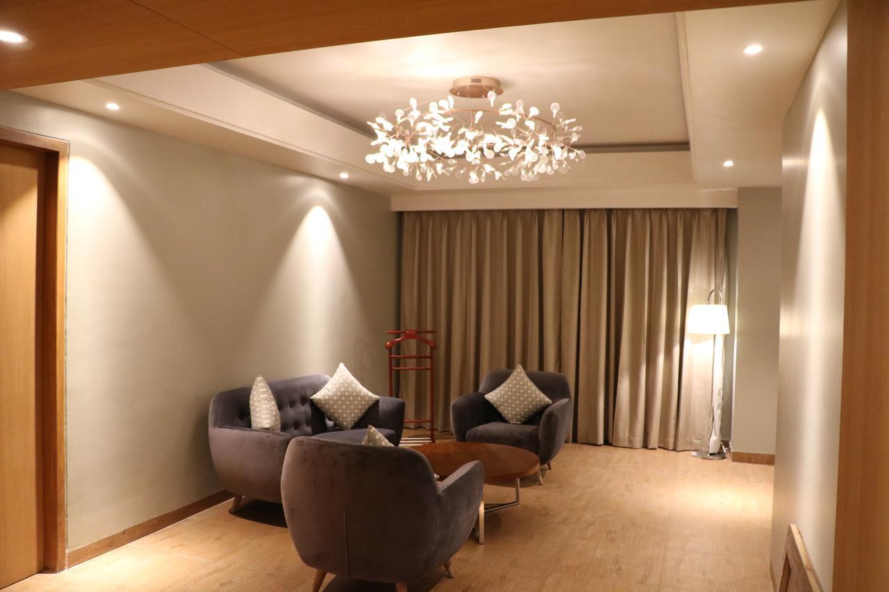 Kiranshree Grand Otel Guwahati Dış mekan fotoğraf
