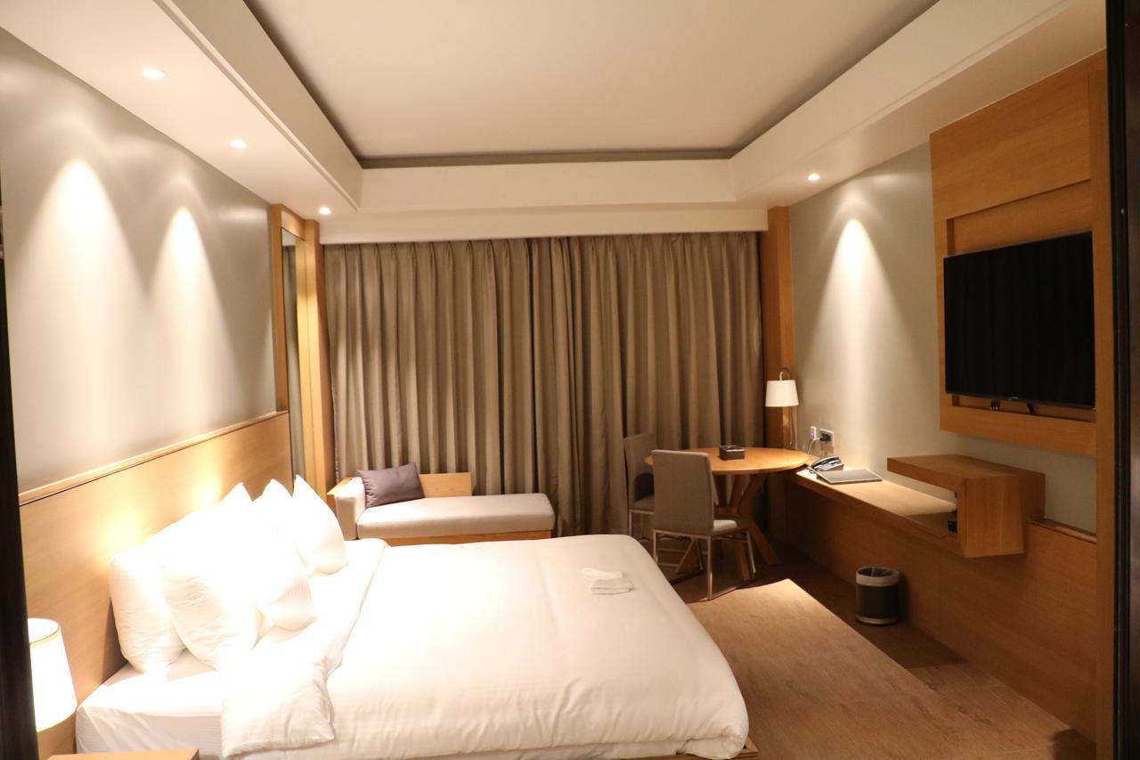 Kiranshree Grand Otel Guwahati Dış mekan fotoğraf