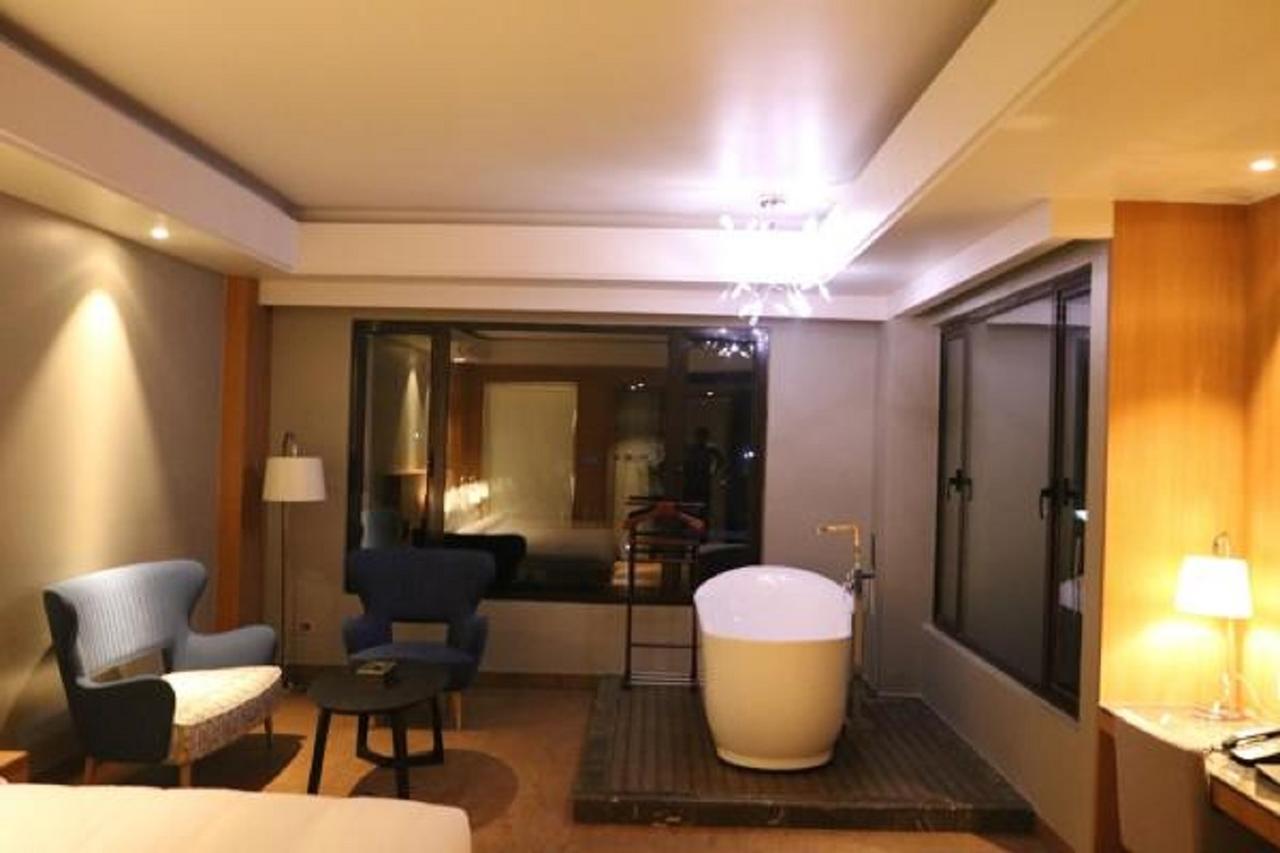 Kiranshree Grand Otel Guwahati Dış mekan fotoğraf