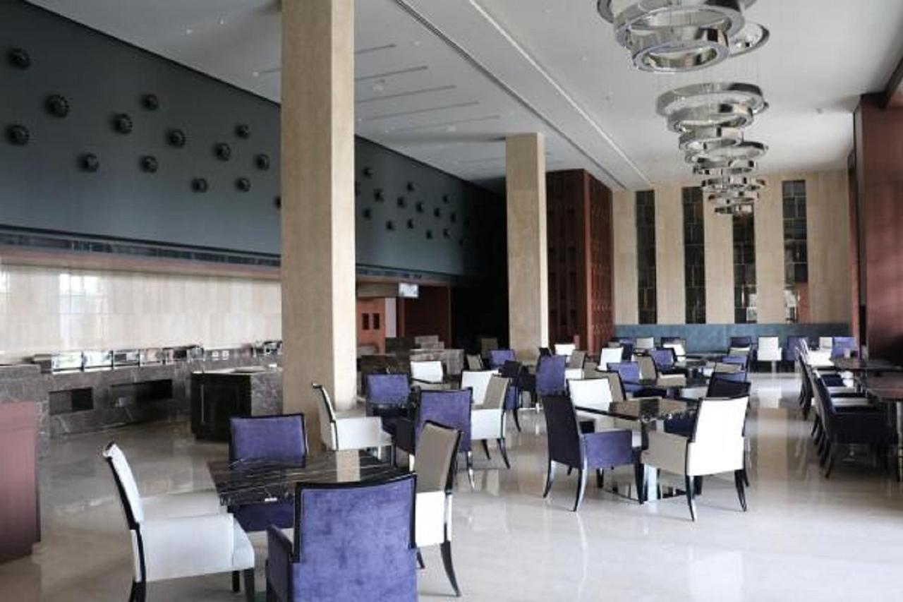 Kiranshree Grand Otel Guwahati Dış mekan fotoğraf