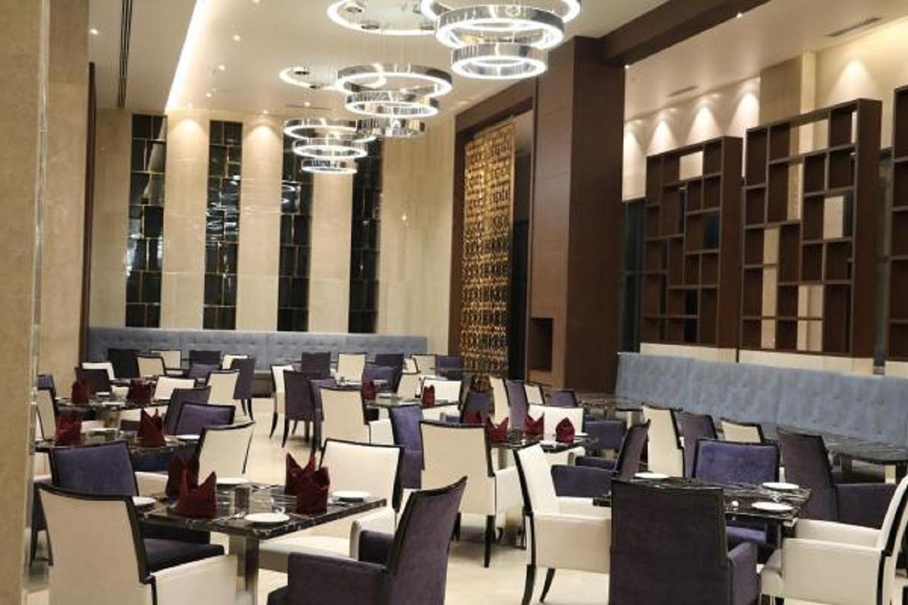 Kiranshree Grand Otel Guwahati Dış mekan fotoğraf