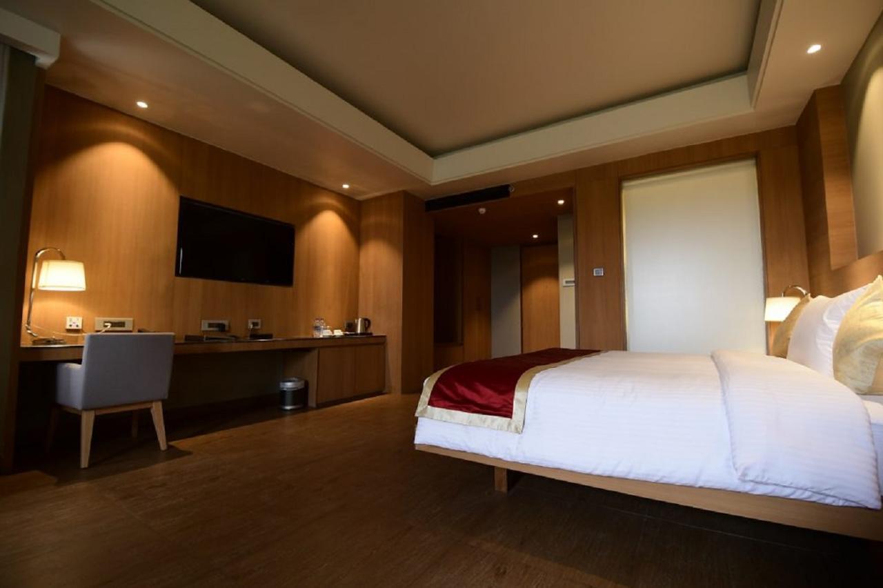 Kiranshree Grand Otel Guwahati Dış mekan fotoğraf